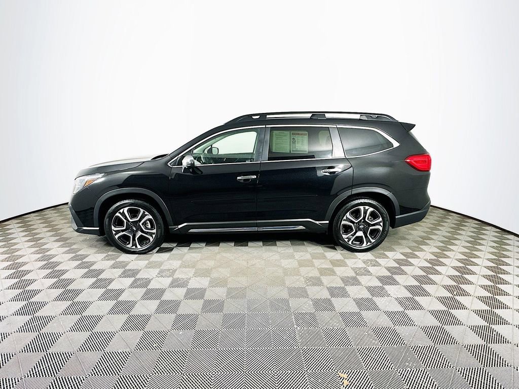 Used 2023 Subaru Ascent Touring AWD/4WD image 6