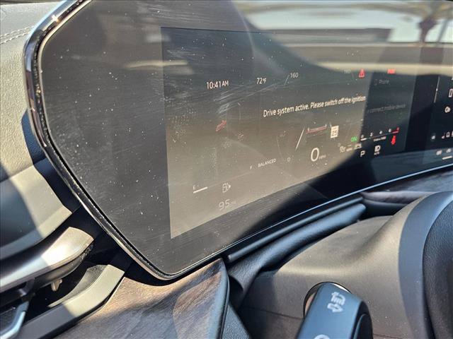 Certified 2025 Audi Q5 Premium w/ Convenience Package AWD/4WD image 11