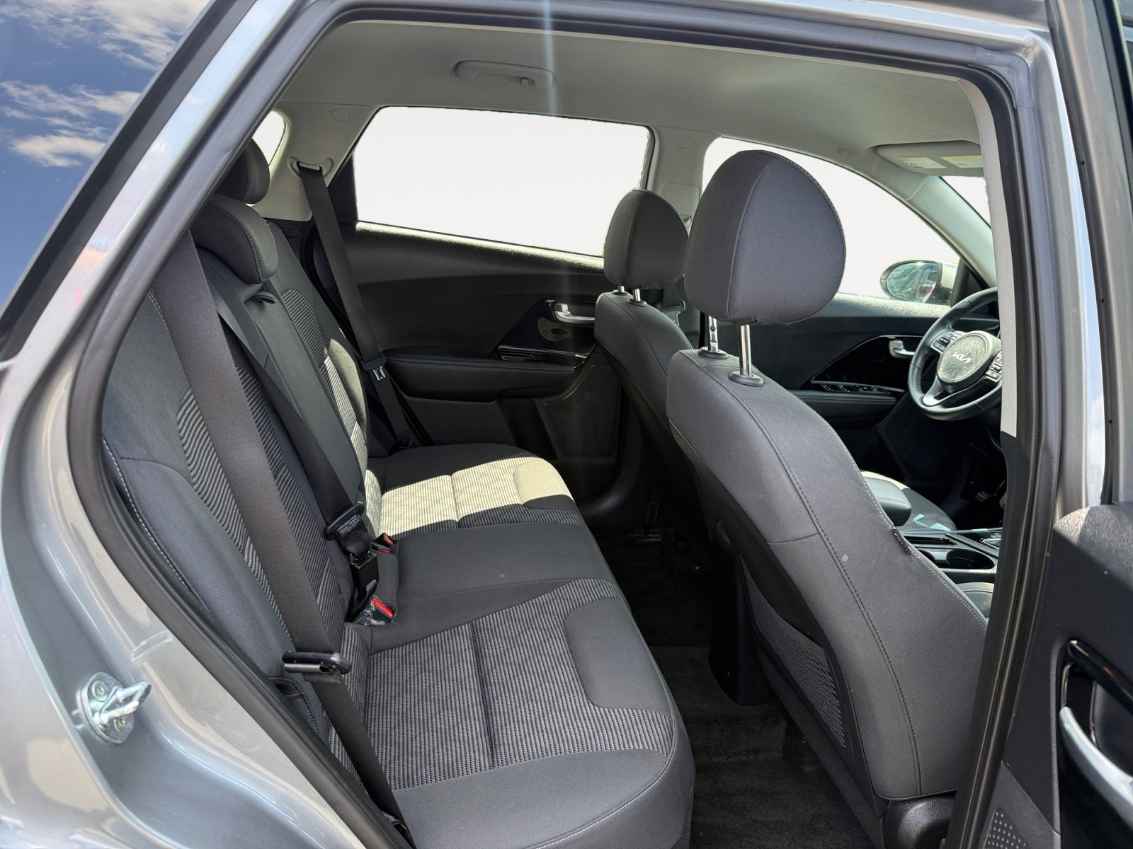 Used 2022 Kia Niro LXS FWD image 18