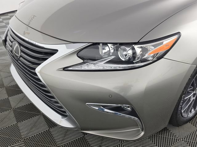 Used 2018 Lexus ES 350 w/ Navigation System Package image 49