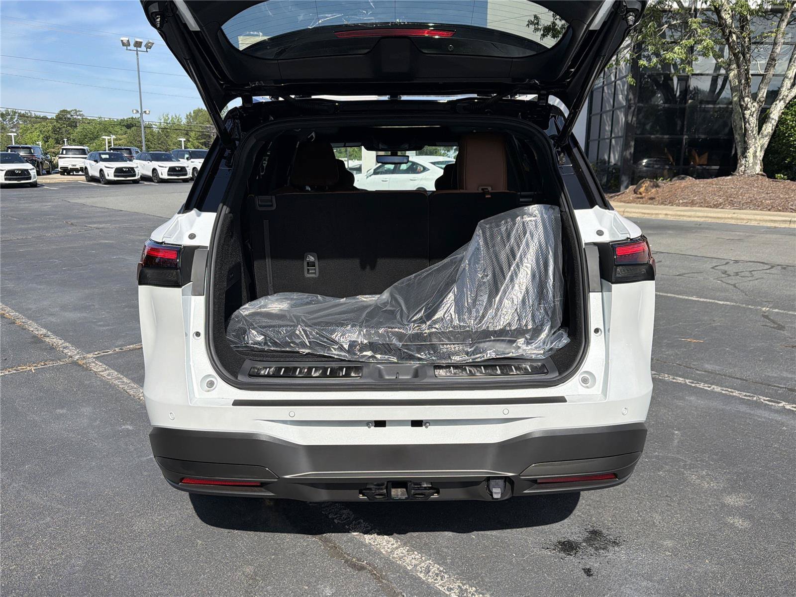 New 2026 INFINITI QX60 Autograph w/ Dark Cargo Package AWD/4WD image 32