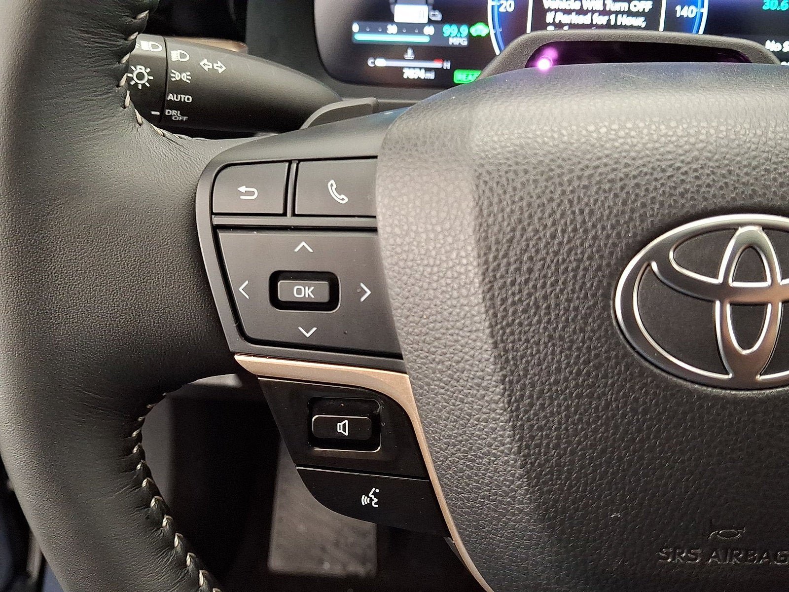 Certified 2025 Toyota Crown Signia AWD/4WD image 9