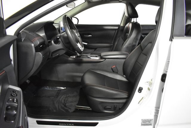 Certified 2025 Nissan Sentra SR w/ SR Premium Package FWD image 12