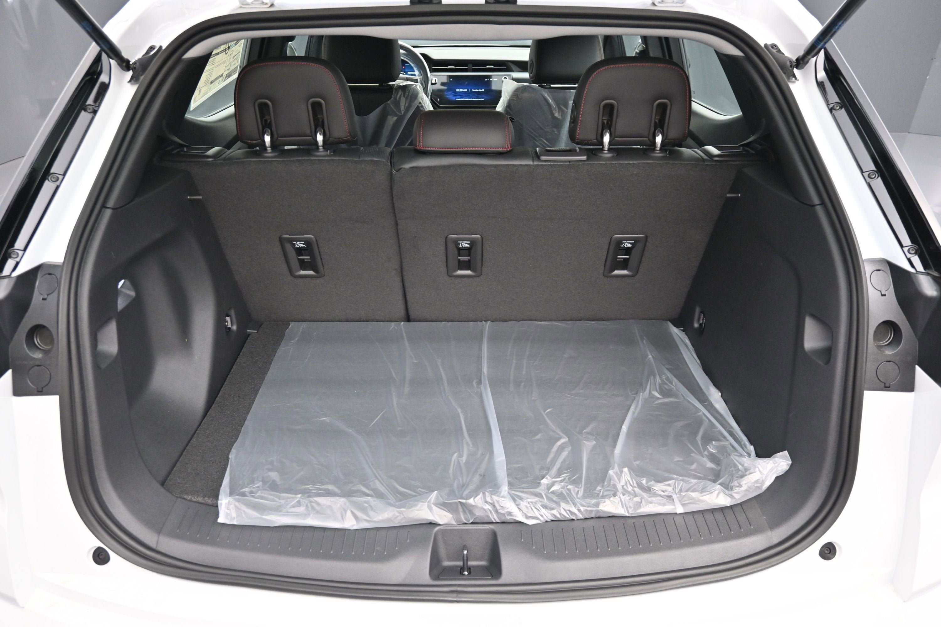 New 2027 Chevrolet Bolt RS FWD image 27