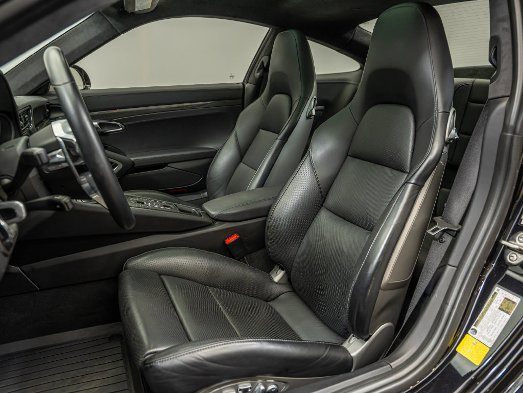 Used 2019 Porsche 911 Carrera 4S AWD/4WD image 12