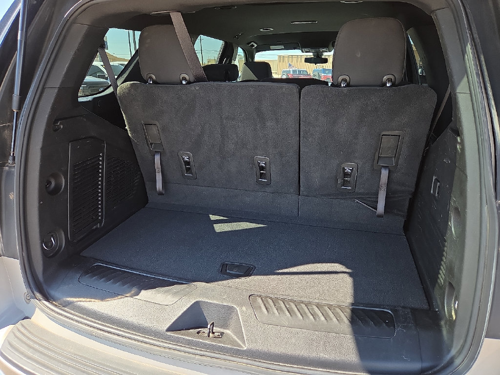 Used 2022 Chevrolet Tahoe LS w/ Driver Alert Package RWD image 17