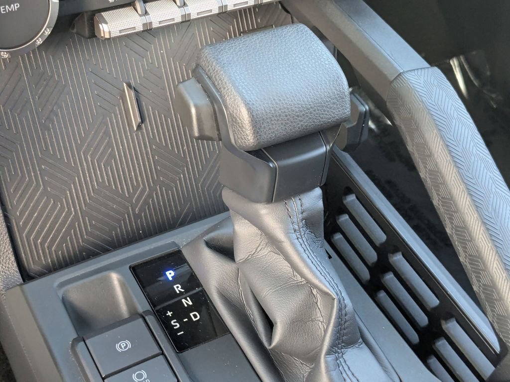 Used 2025 Toyota 4Runner SR5 image 17