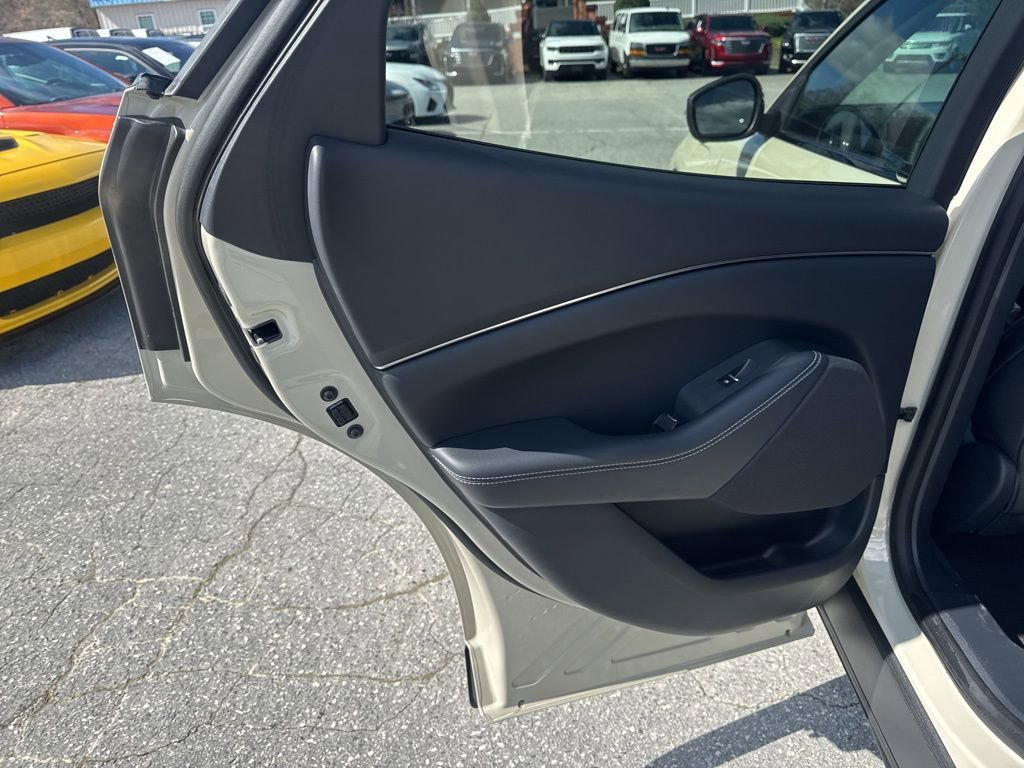 Used 2025 Ford Mustang Mach-E Select image 26