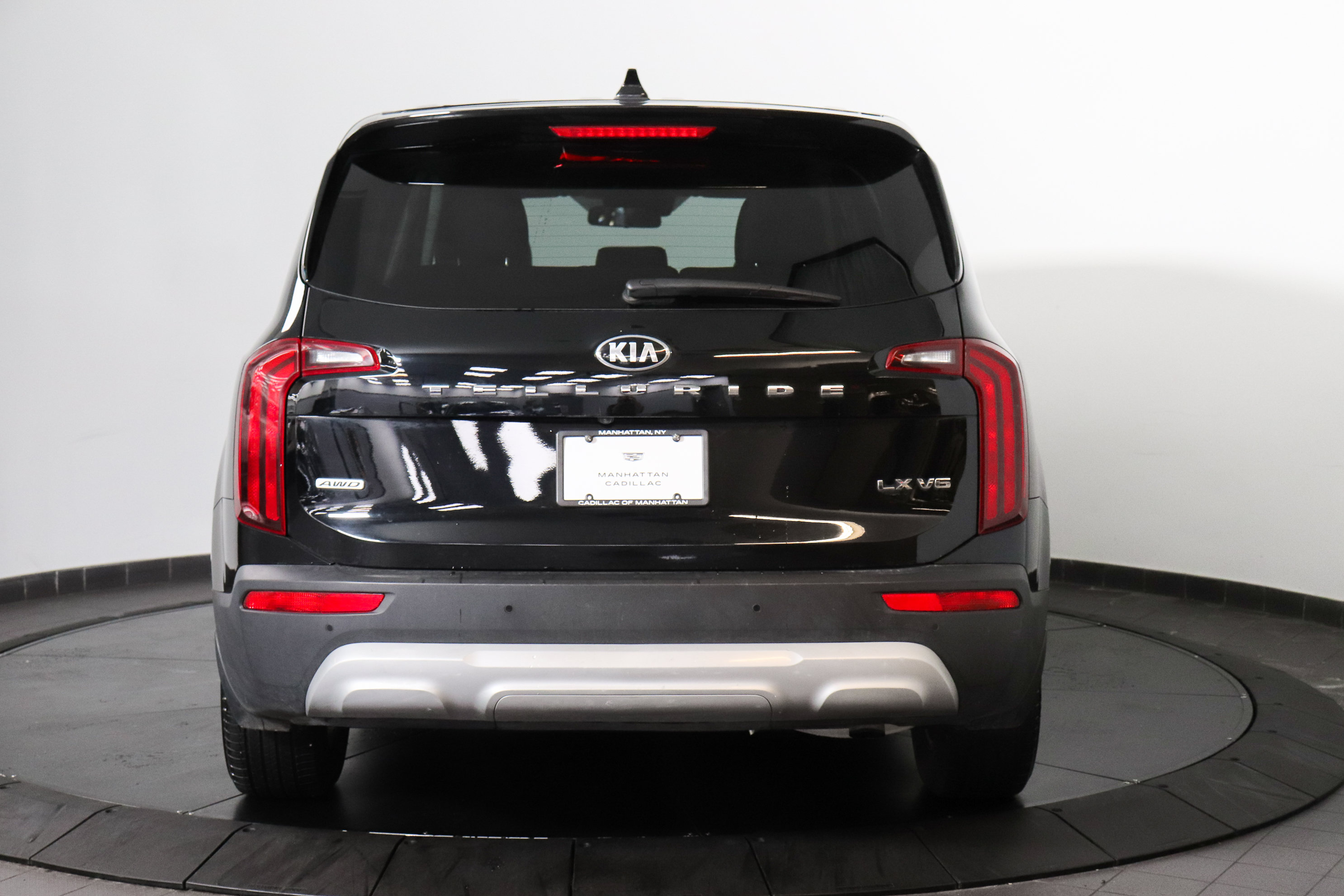 Used 2021 Kia Telluride LX AWD/4WD image 5