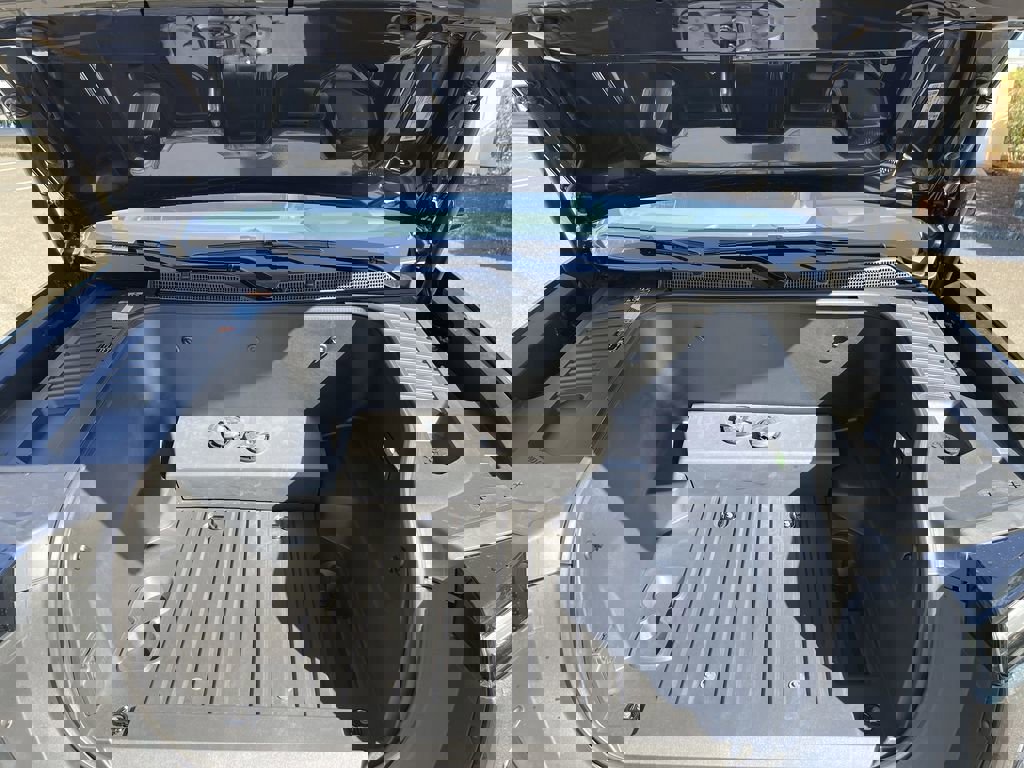 New 2026 GMC Sierra EV Elevation image 28