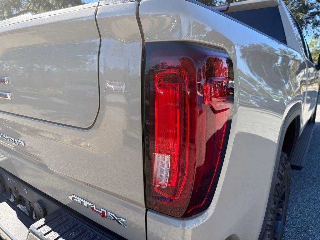 Used 2022 GMC Sierra 1500 AT4X image 7