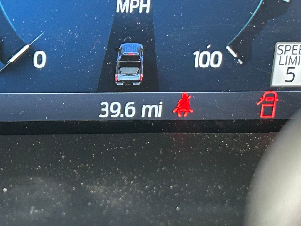 New 2026 Ford F250 Lariat w/ Black Appearance Package image 46