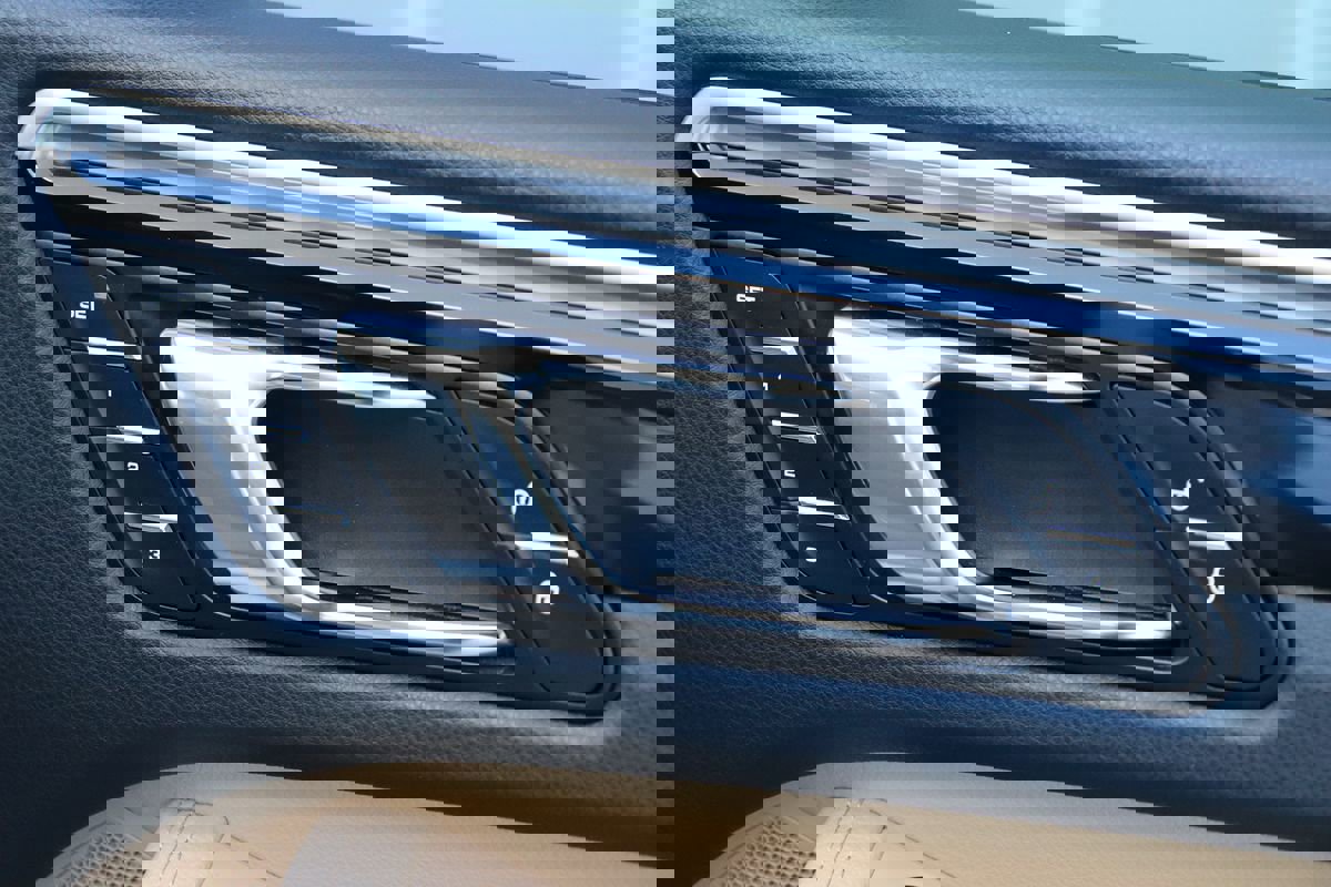 Used 2018 Porsche Macan image 41