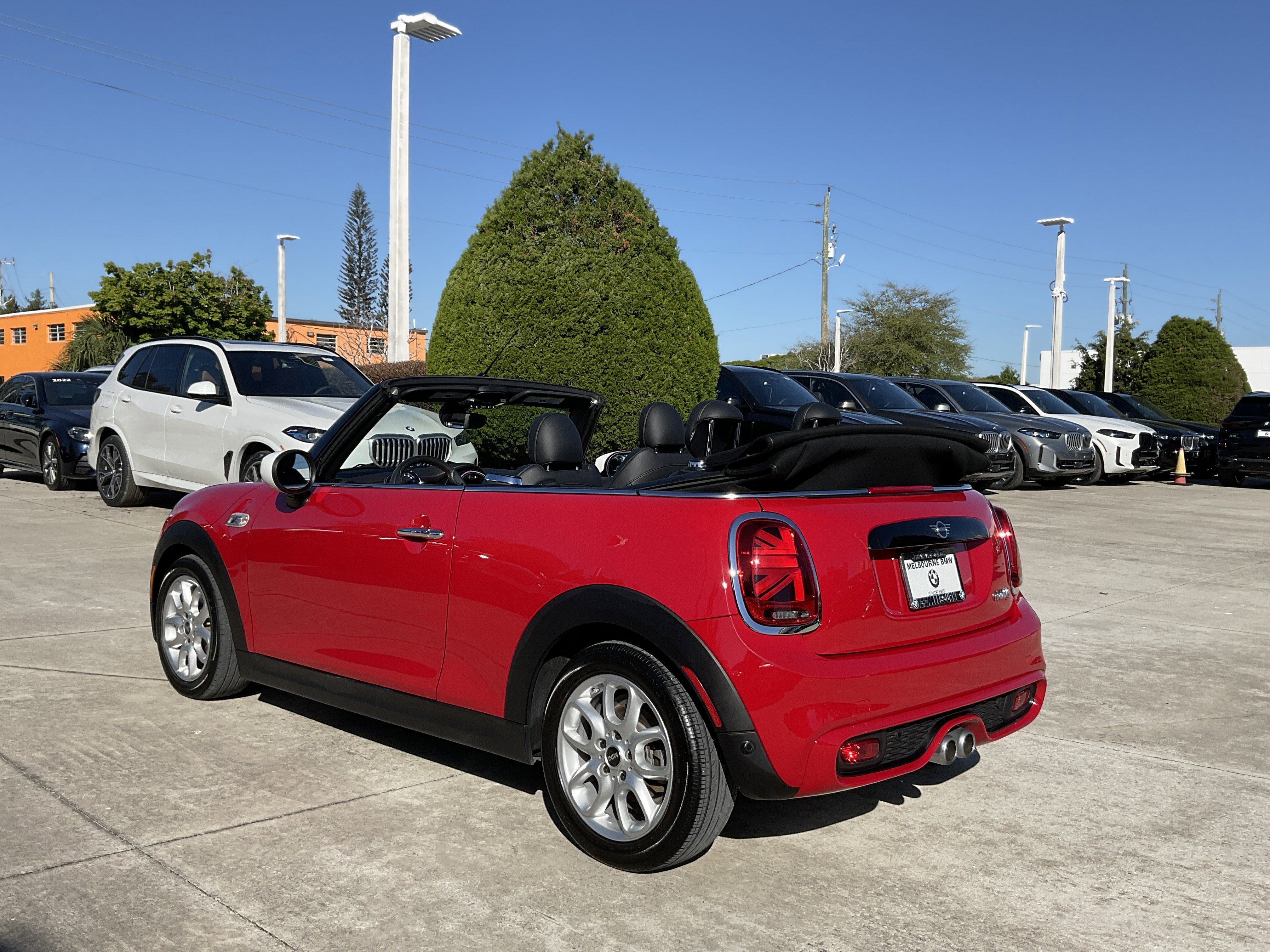 Used 2021 MINI Cooper S image 10