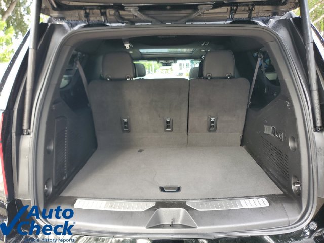 Certified 2023 Chevrolet Suburban High Country RWD image 9