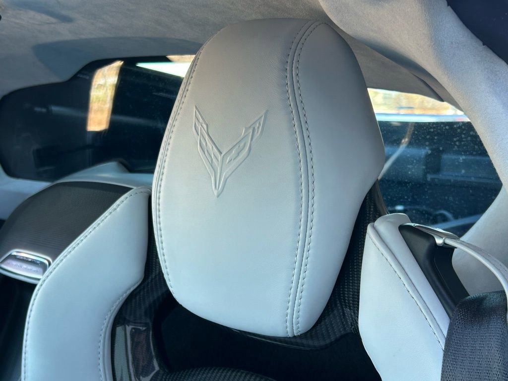 Used 2025 Chevrolet Corvette Stingray Premium Cpe w/ 3LT RWD image 13