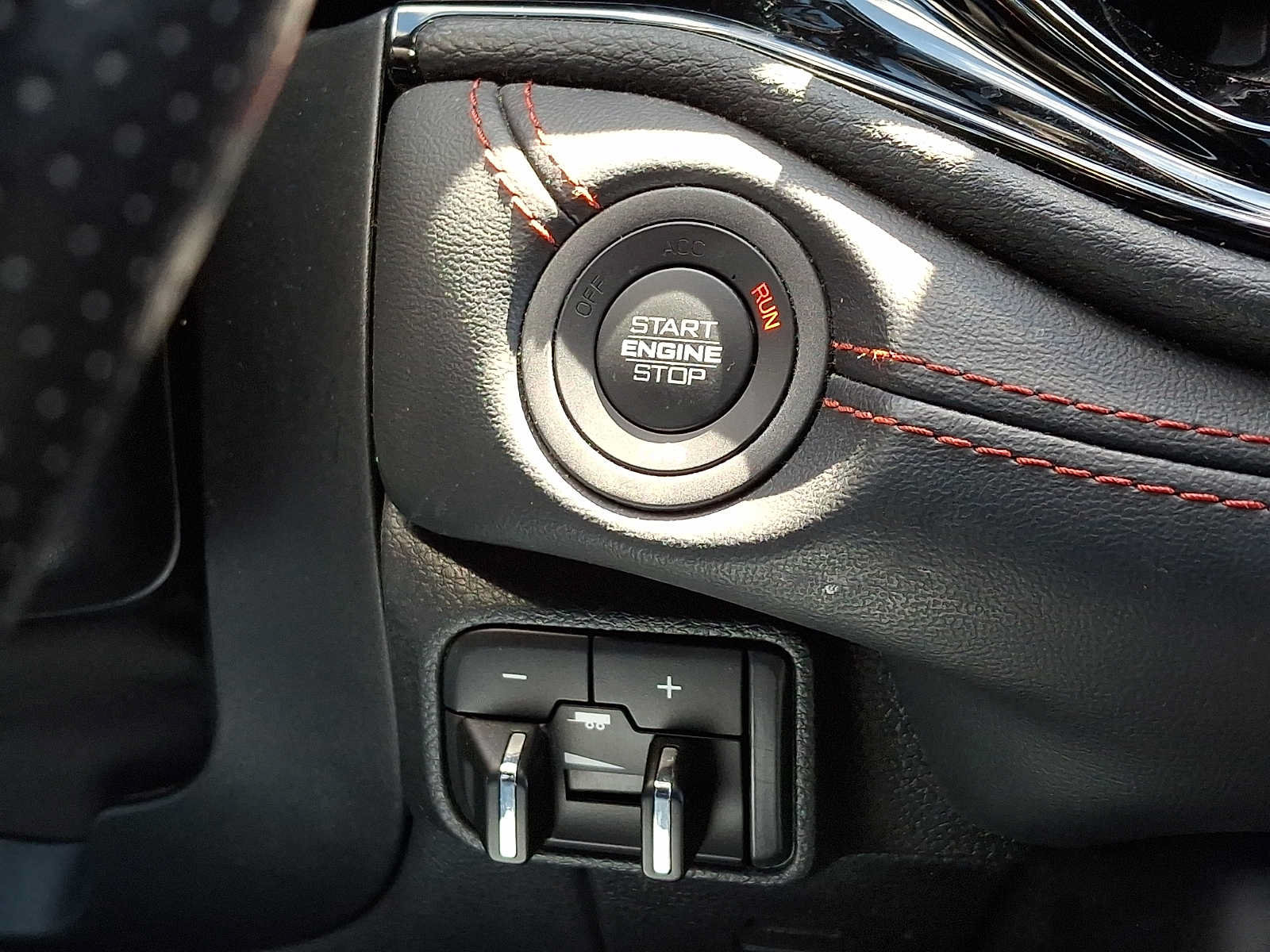 Used 2024 Dodge Durango GT AWD/4WD image 28
