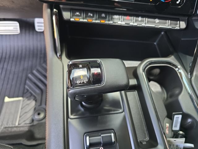 Used 2025 GMC Sierra 1500 AT4 w/ AT4 Premium Package AWD/4WD image 23