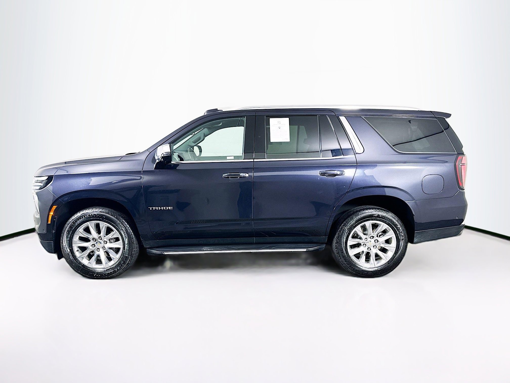 Used 2025 Chevrolet Tahoe Premier image 4