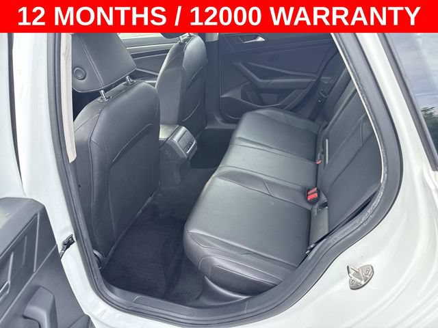 Used 2020 Volkswagen Jetta SE w/ SE Cold Weather Package FWD image 17