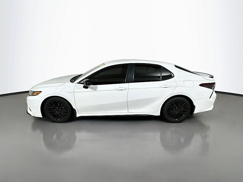 Used 2018 Toyota Camry SE FWD image 4
