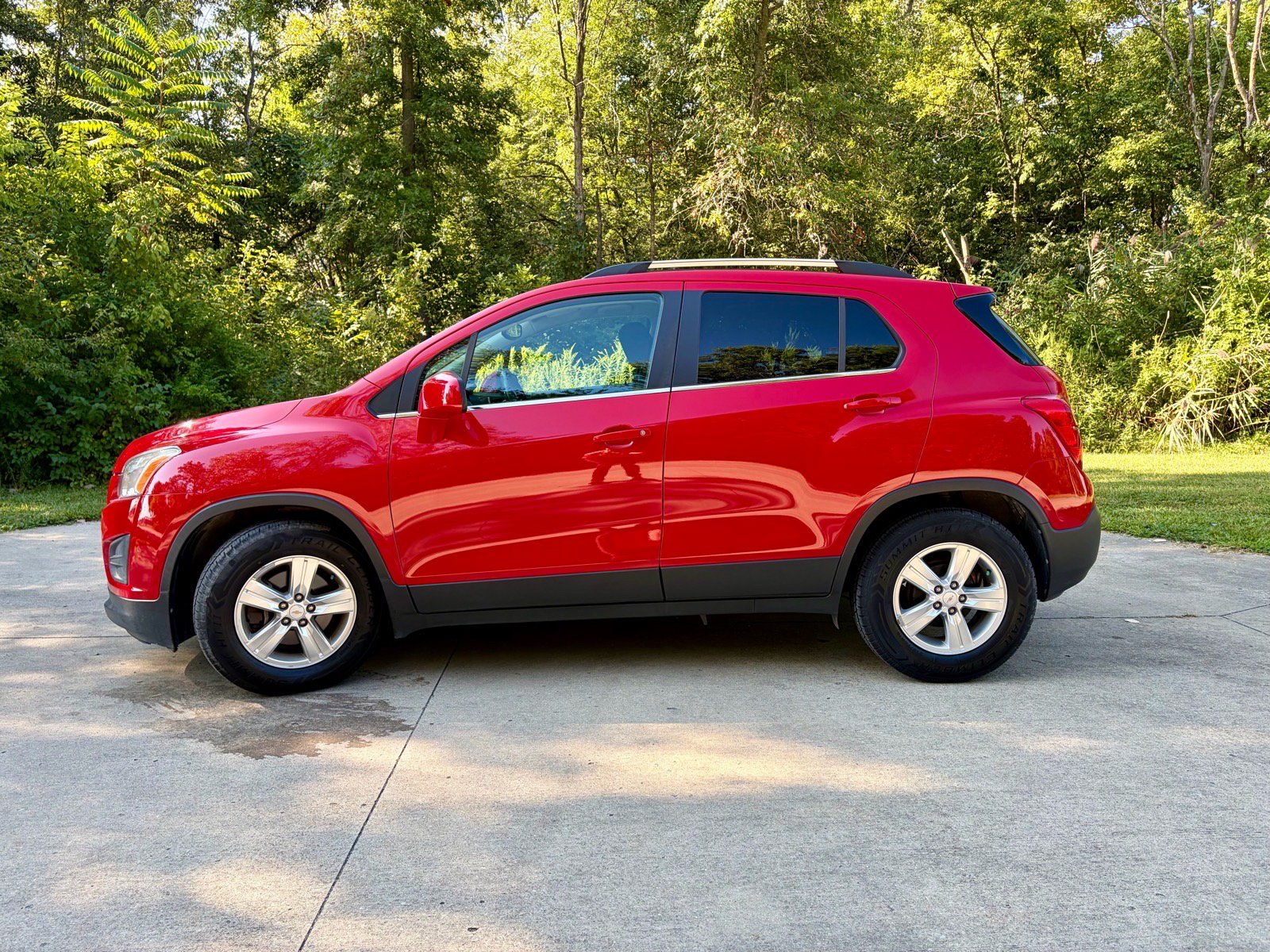 Used 2015 Chevrolet Trax LT w/ LPO, Cargo Package FWD image 6