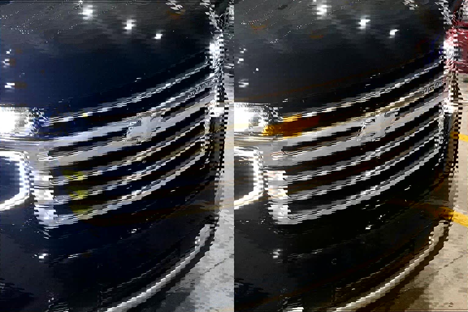 Used 2024 Chevrolet Tahoe High Country AWD/4WD image 29