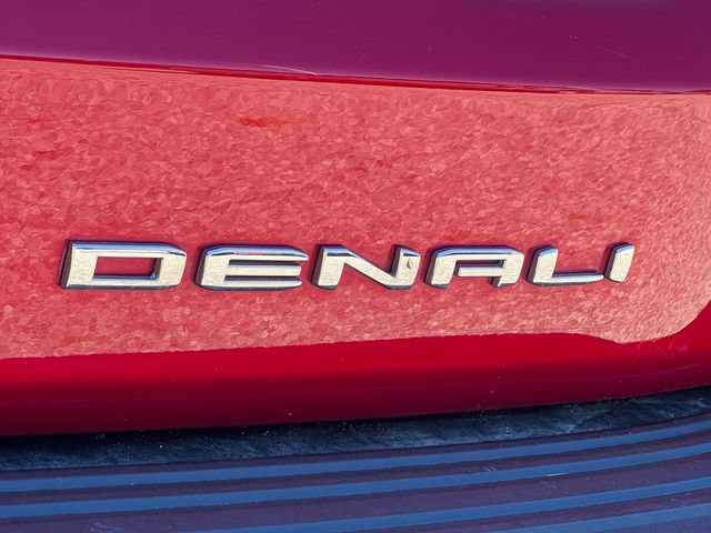 Used 2021 GMC Yukon Denali w/ Denali Premium Package AWD/4WD image 11