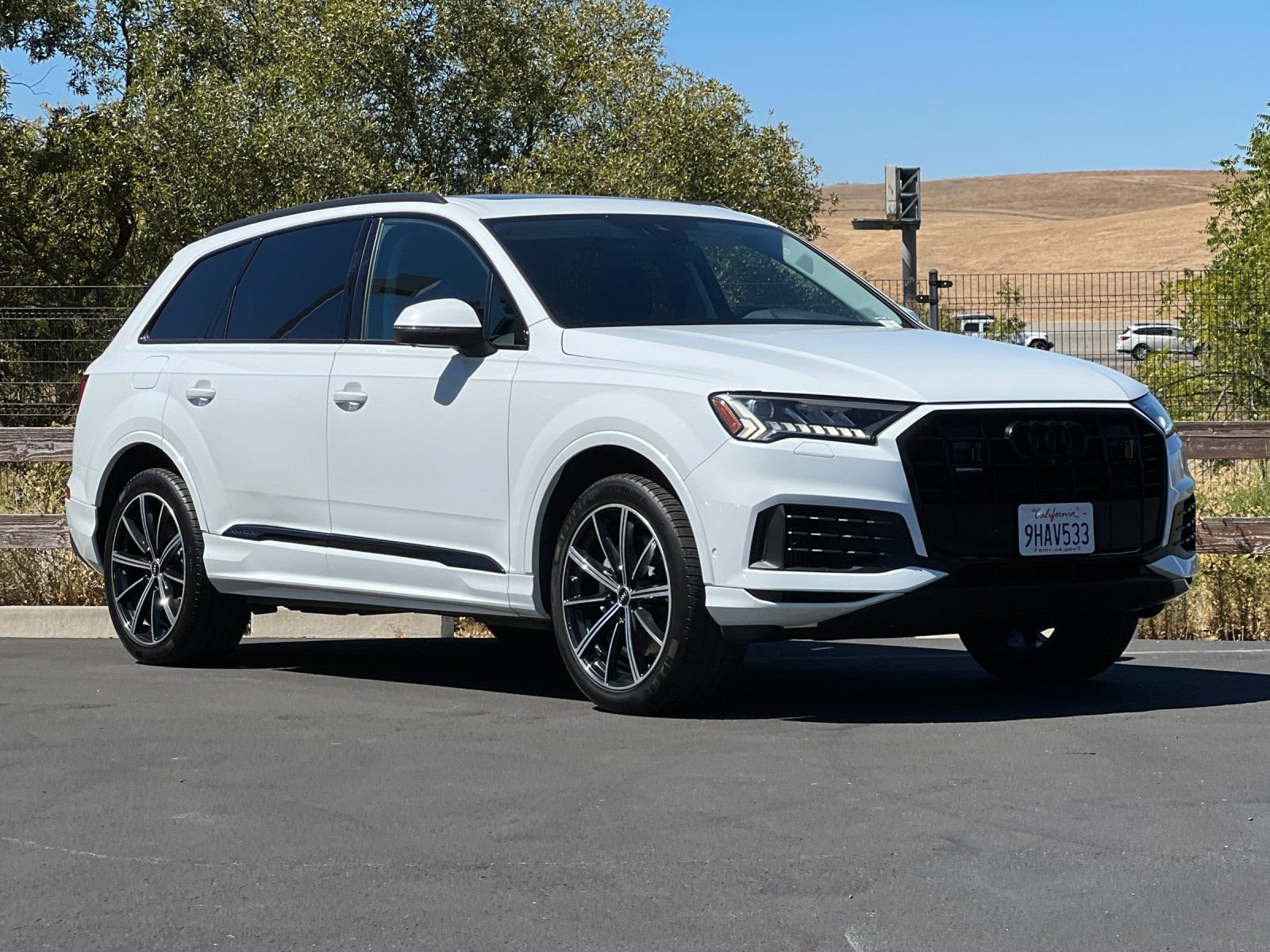 Used 2023 Audi Q7 2.0T Premium Plus w/ Premium Plus Package AWD/4WD image 8