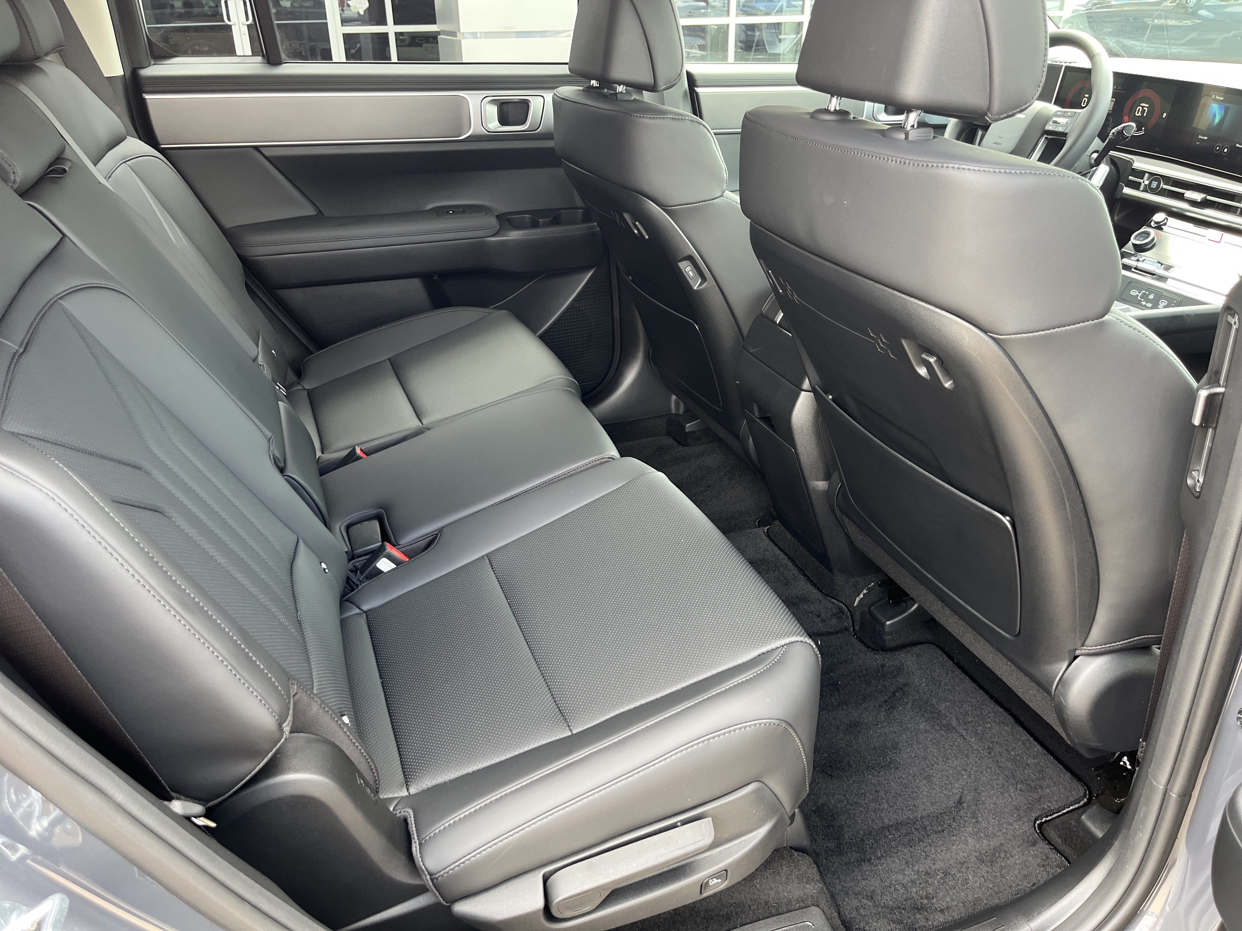 Used 2026 Hyundai Santa Fe SEL FWD image 16