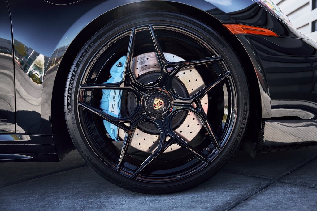 Used 2022 Porsche 911 Carrera 4 GTS w/ Premium Package image 23