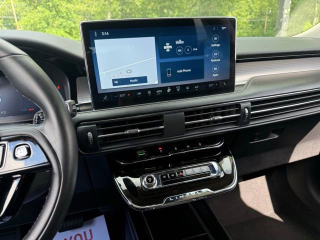 Used 2023 Lincoln Corsair AWD image 21