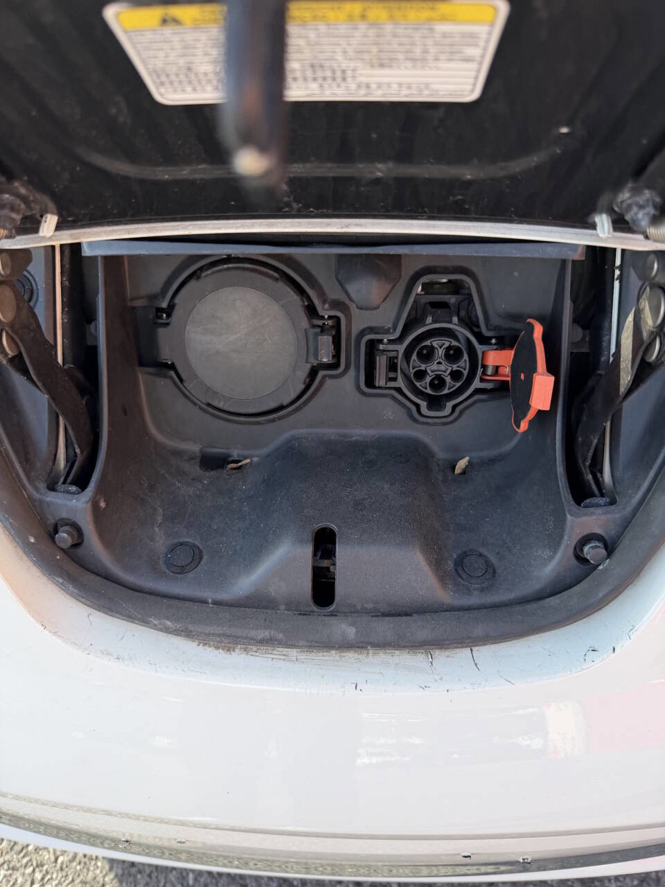 Used 2015 Nissan Leaf S w/ Charge Package image 12