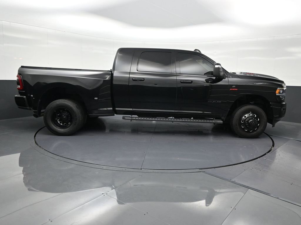Used 2024 RAM 3500 Laramie w/ Night Edition image 7