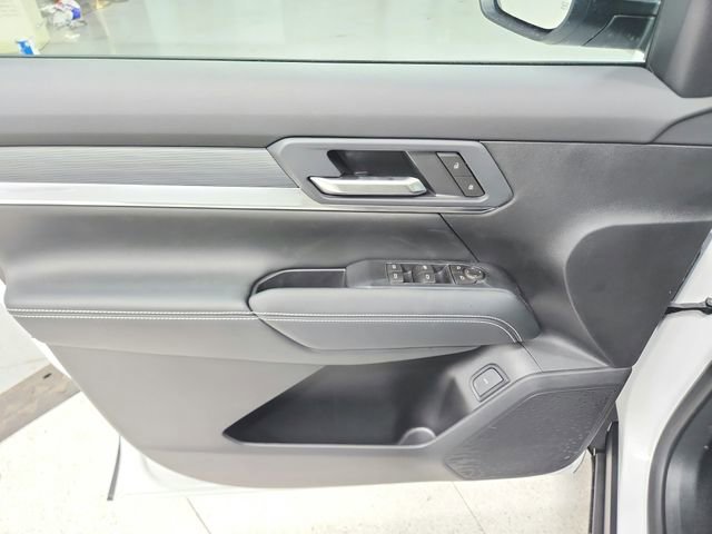 New 2026 GMC Terrain Elevation w/ Elevation Premium Package image 32