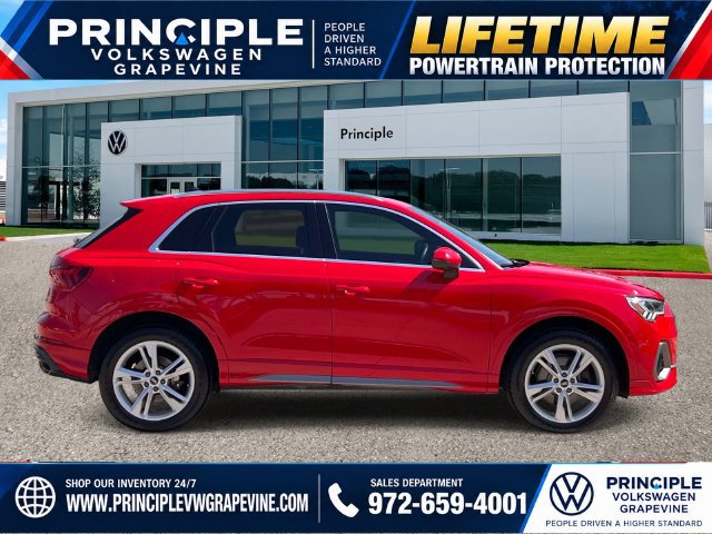 Used 2022 Audi Q3 2.0T Premium Plus w/ Premium Plus Package AWD/4WD image 3