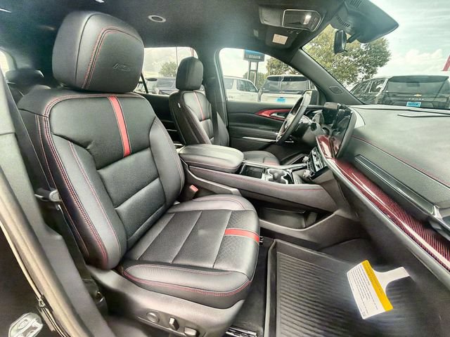 Used 2026 Chevrolet Traverse RS w/ LPO, Floor Liner Package AWD/4WD image 27