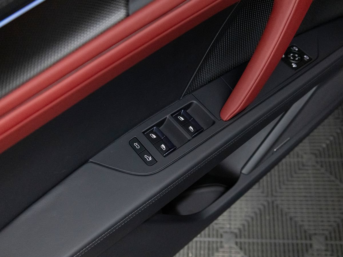 New 2026 Porsche Cayenne Turbo AWD/4WD image 32