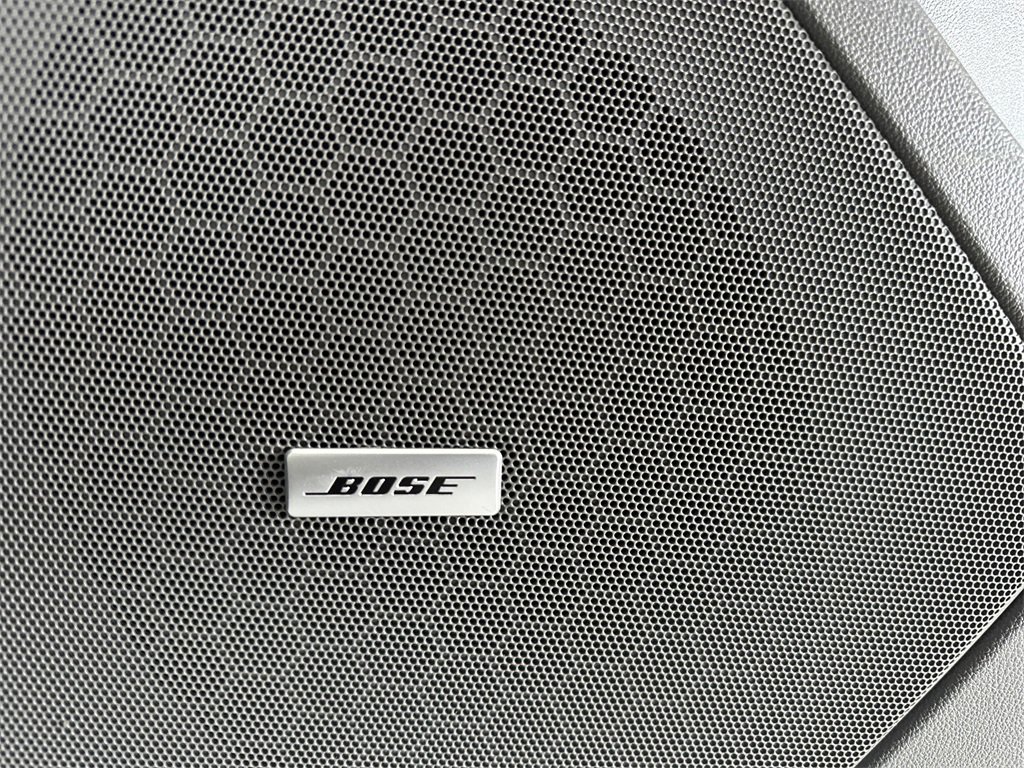 Used 2017 Cadillac XT5 Luxury w/ Driver Awareness Package image 33