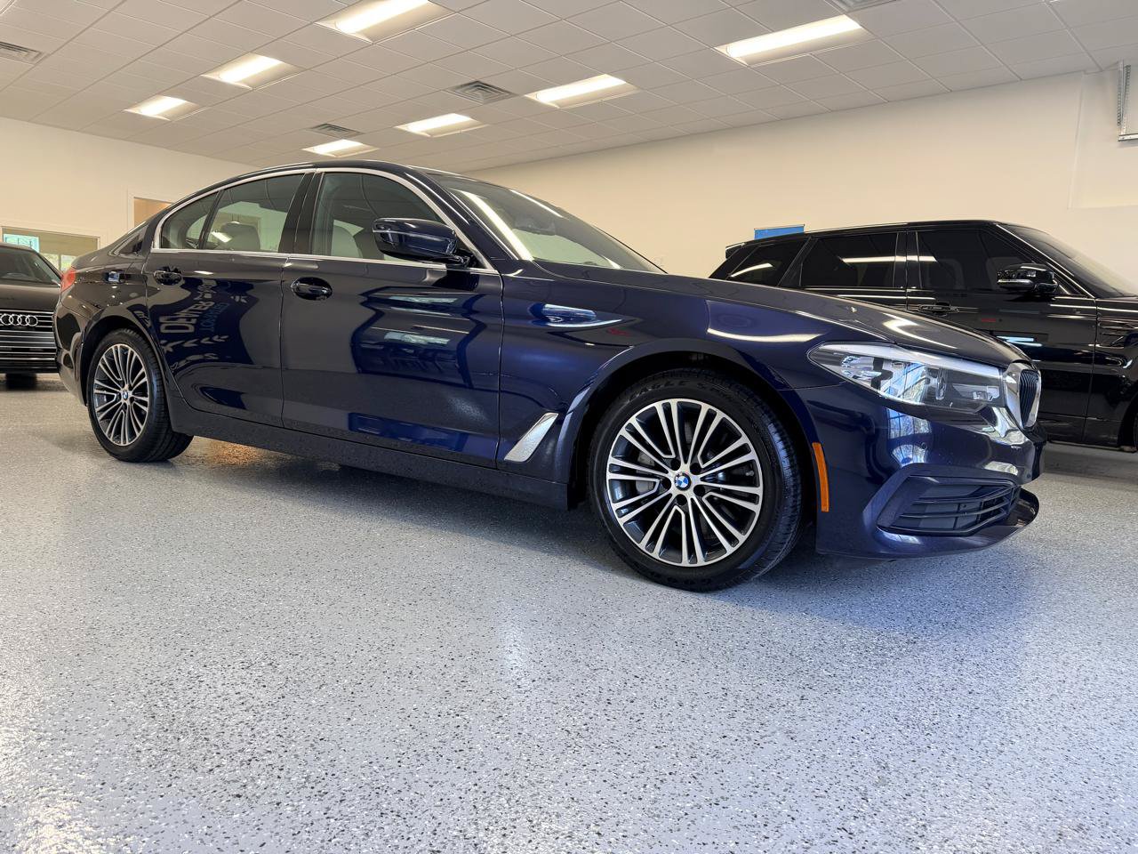 Used 2019 BMW 530i w/ Convenience Package RWD image 11