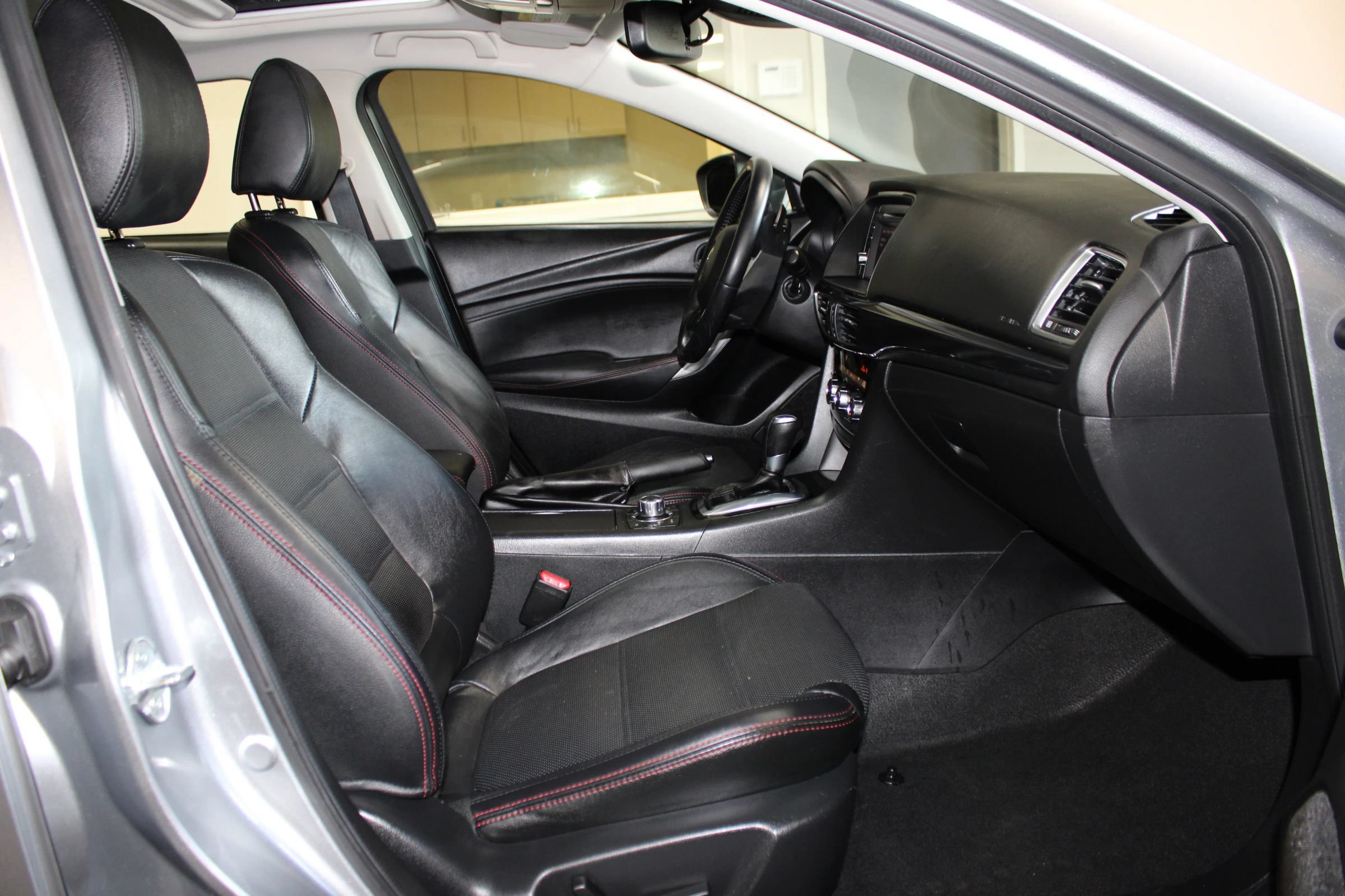 Used 2014 MAZDA MAZDA6 Grand Touring w/ GT Technology Package FWD image 29