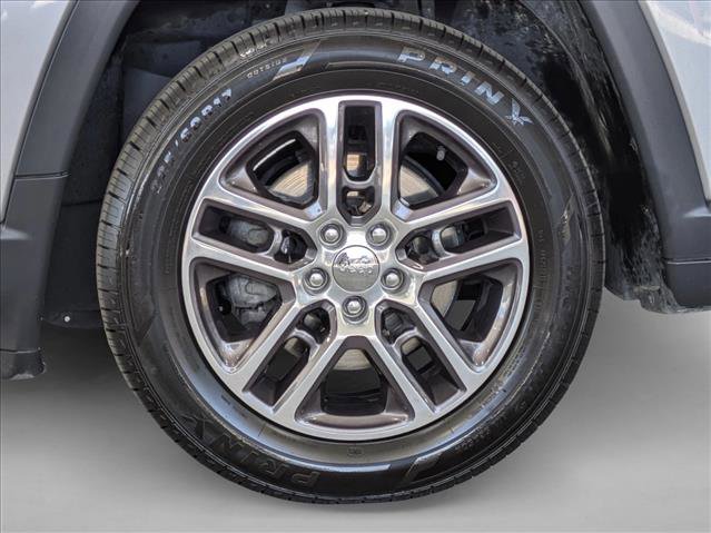 Used 2018 Jeep Compass Latitude w/ Popular Equipment Group FWD image 29