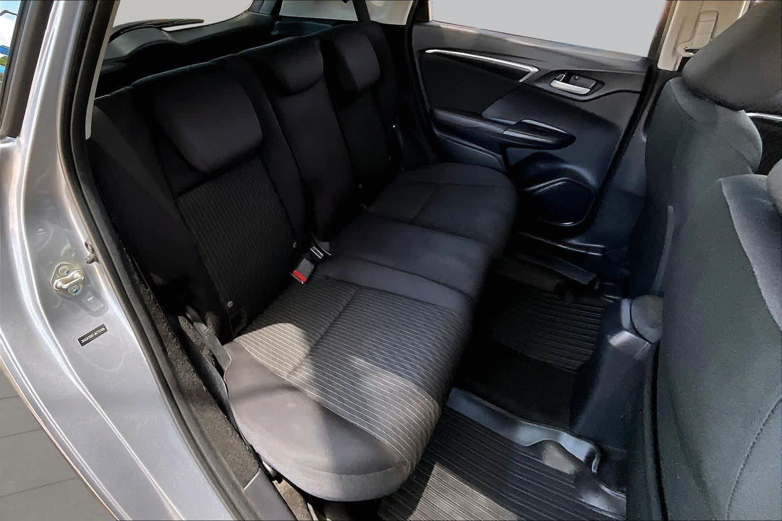 Used 2018 Honda Fit EX image 19