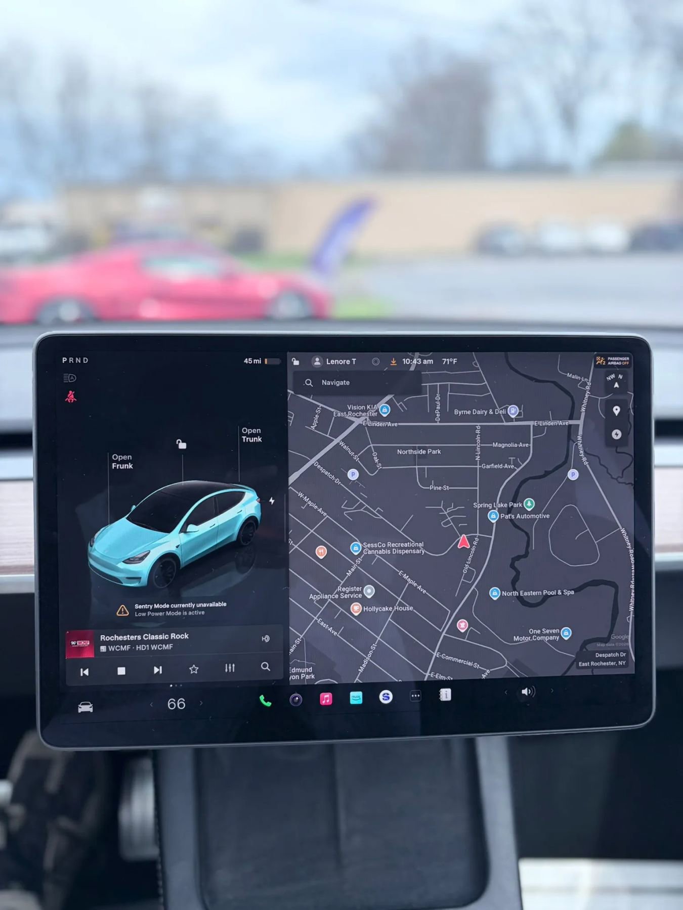 Used 2025 Tesla Model Y Performance image 40