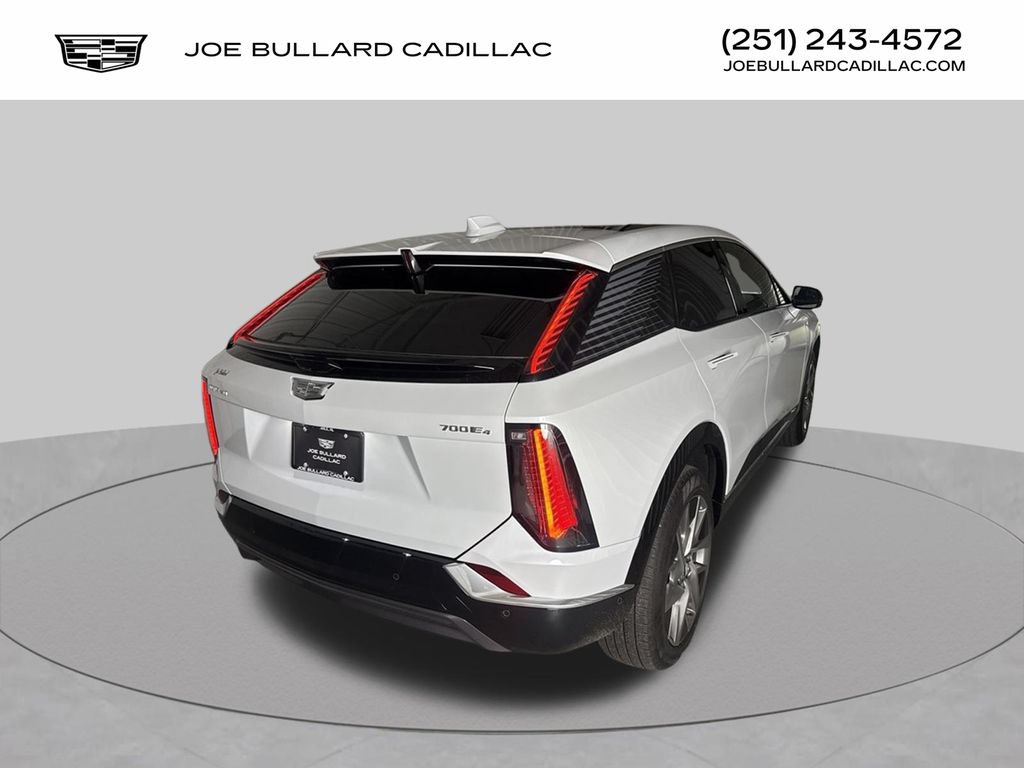 New 2026 Cadillac Optiq Luxury 1 AWD/4WD image 4