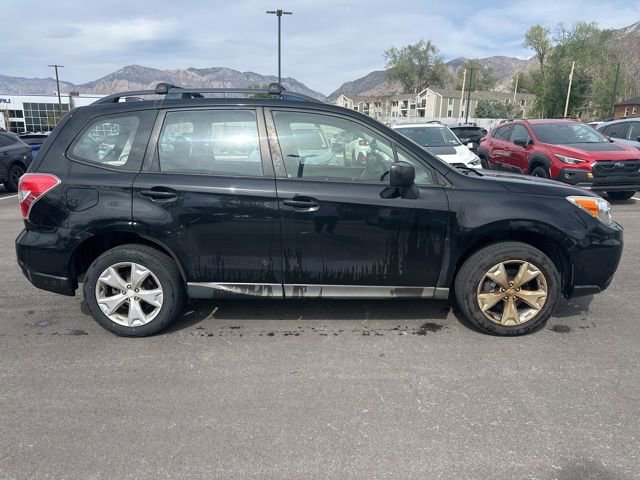 Used 2016 Subaru Forester 2.5i w/ Alloy Wheel Package AWD/4WD image 2