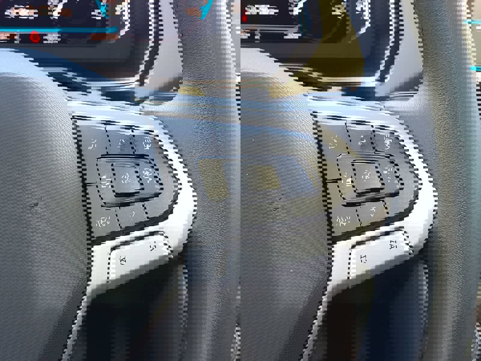 Used 2024 Volkswagen Jetta SEL image 16