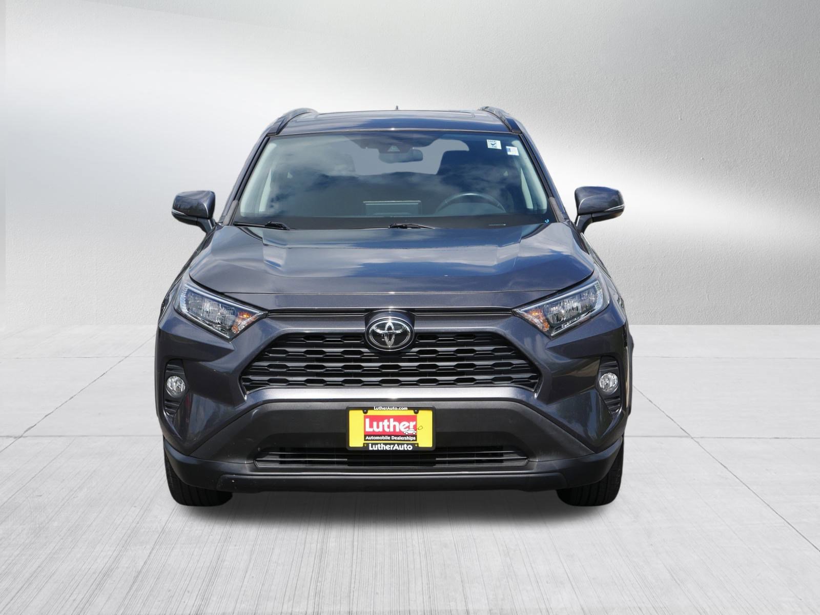 Used 2019 Toyota RAV4 XLE image 8