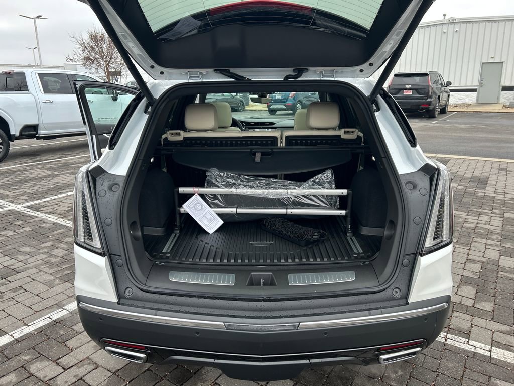 New 2026 Cadillac XT5 Sportv w/ LPO, Floor Liner Package image 27
