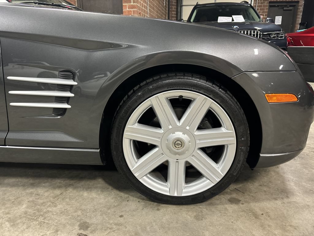 Used 2005 Chrysler Crossfire Limited RWD image 25